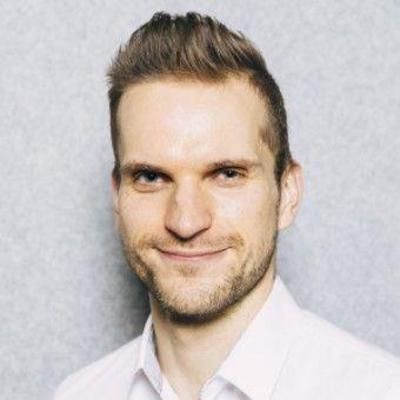 
																Tobias Dreßler
															